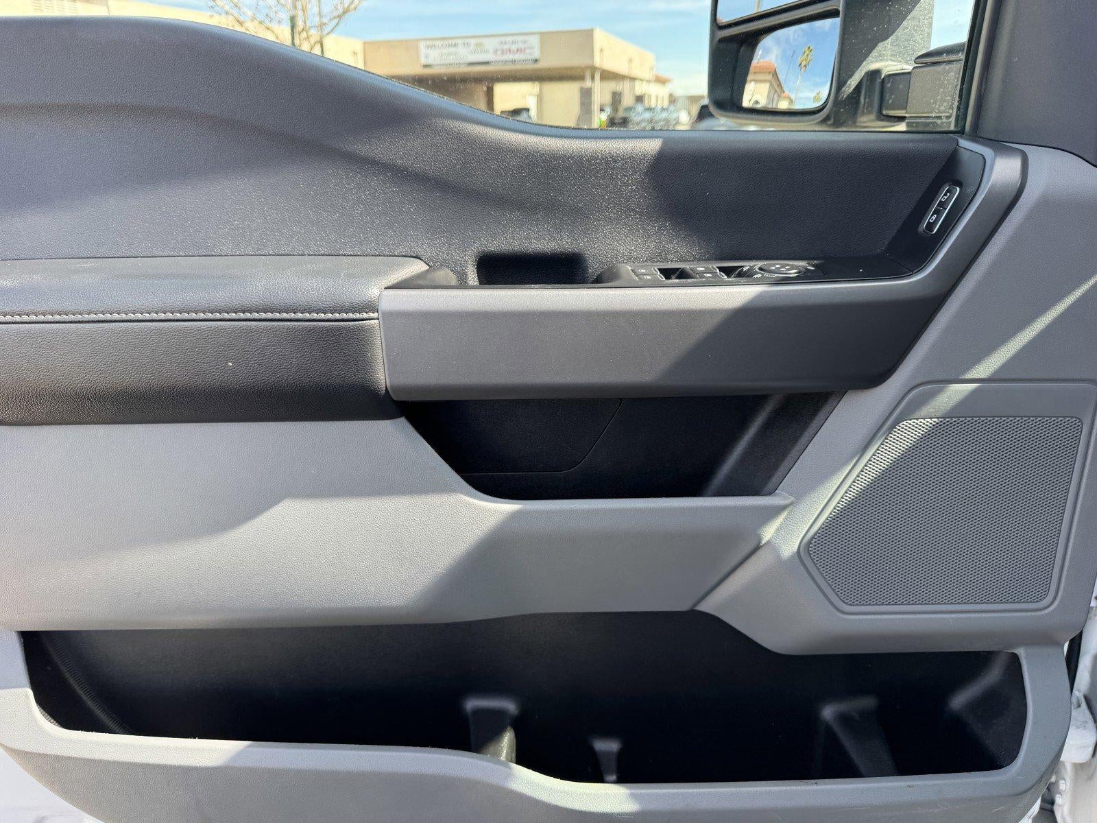 2025 Ford Super Duty F-250 SRW XL