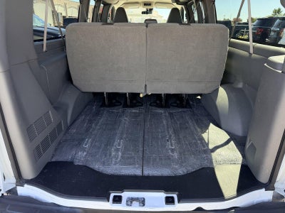 2025 Chevrolet Express Passenger 1LT