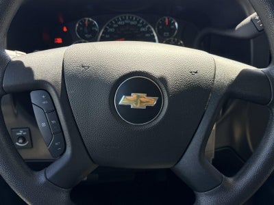 2025 Chevrolet Express Passenger 1LT
