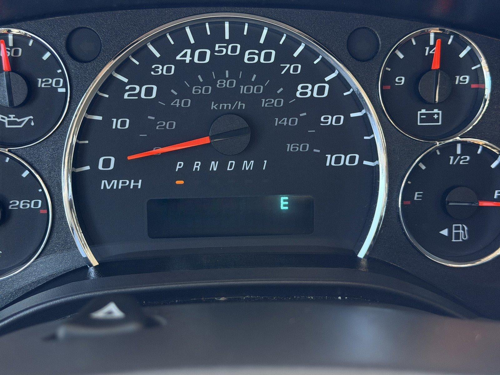 2025 Chevrolet Express Passenger 1LT