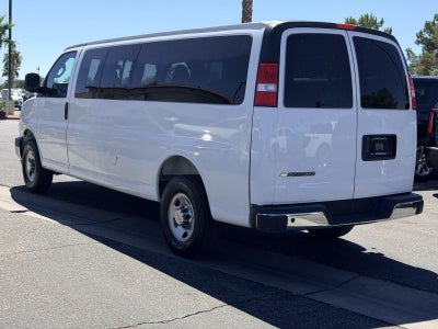 2025 Chevrolet Express Passenger 1LT