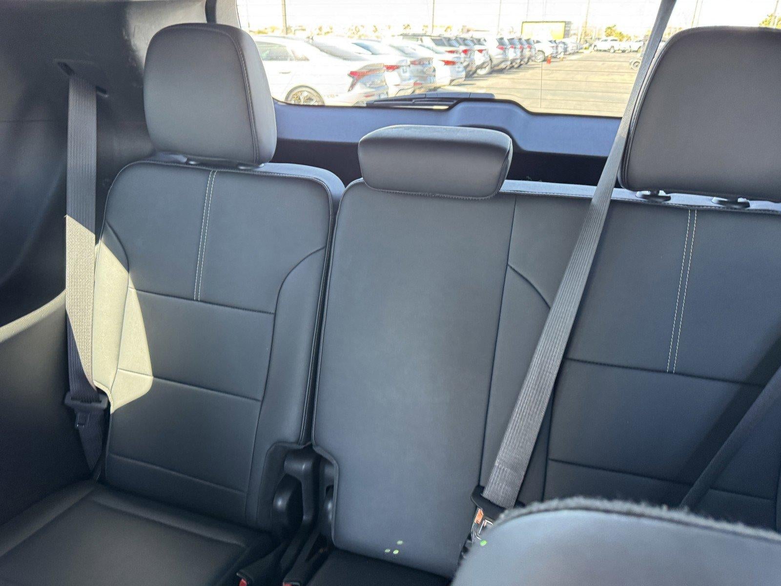 2024 GMC Acadia Elevation