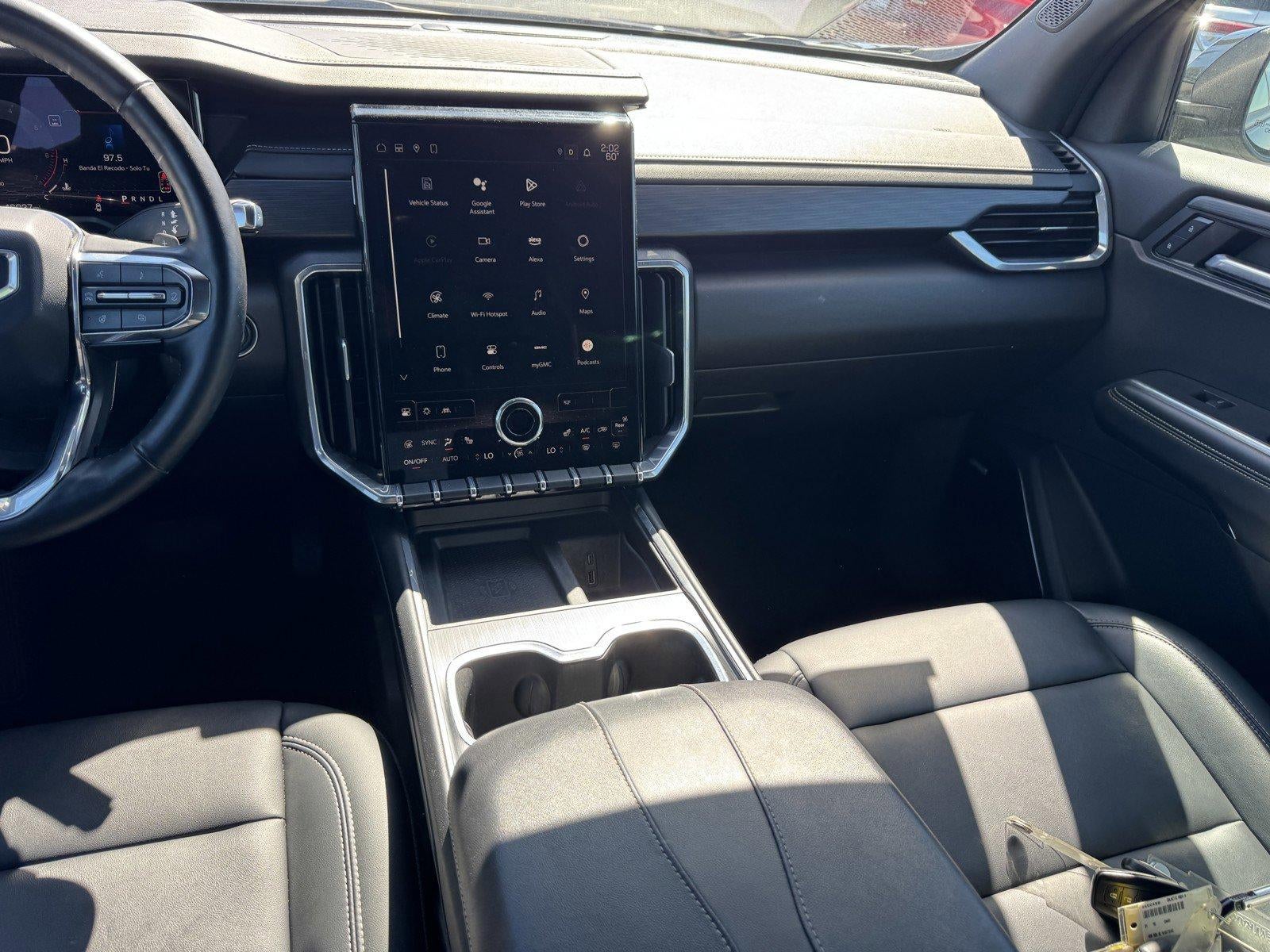 2024 GMC Acadia Elevation