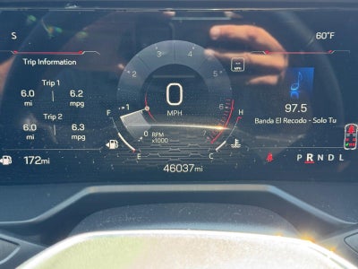 2024 GMC Acadia Elevation