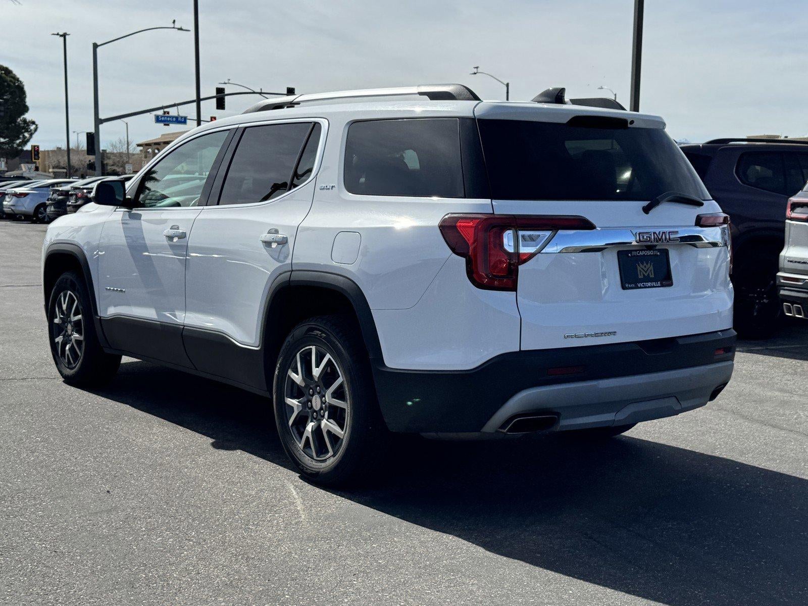 2023 GMC Acadia SLT