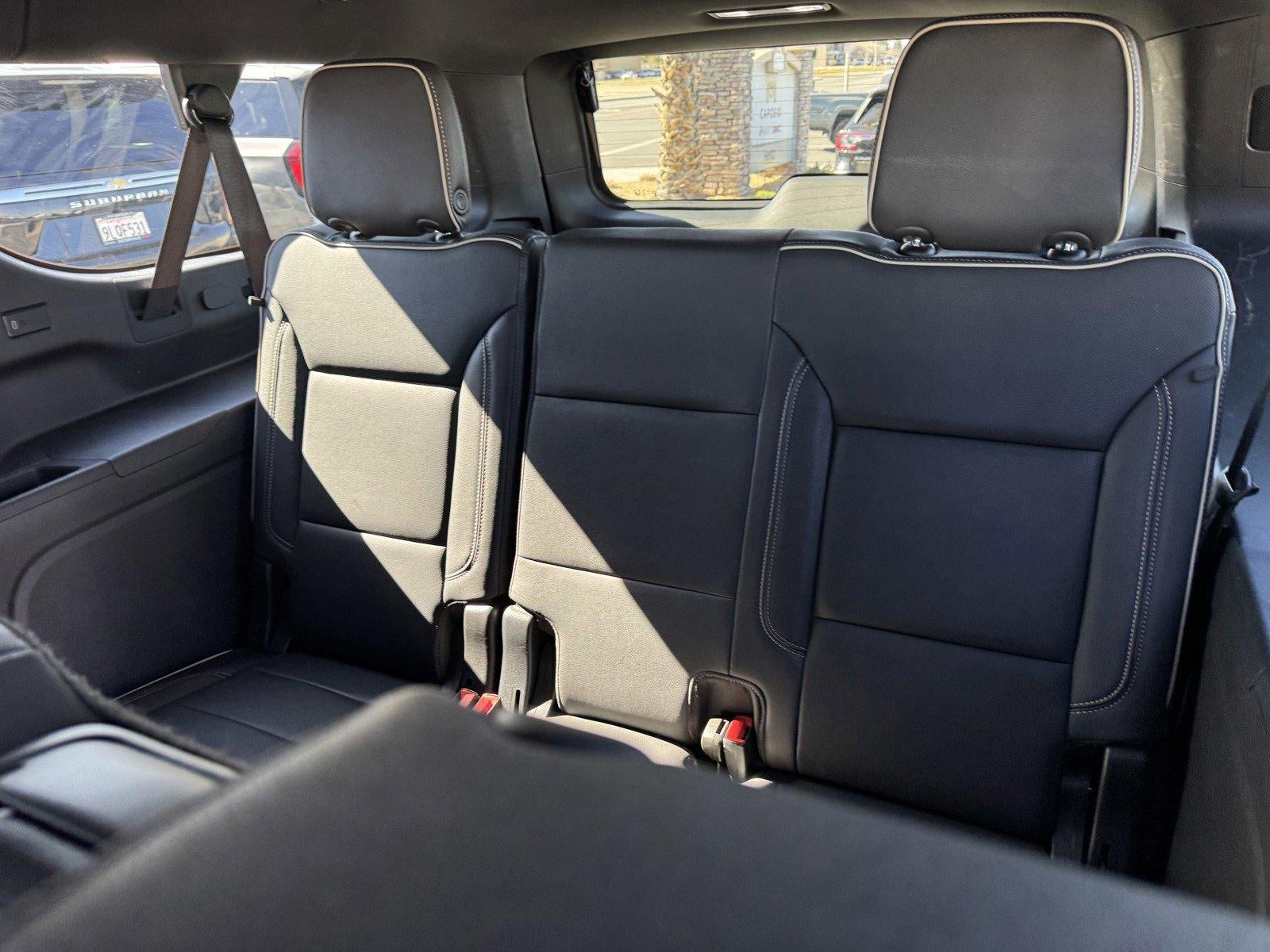 2024 GMC Yukon XL SLT