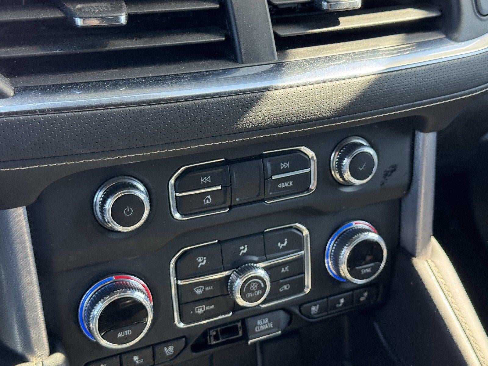 2024 GMC Yukon XL SLT