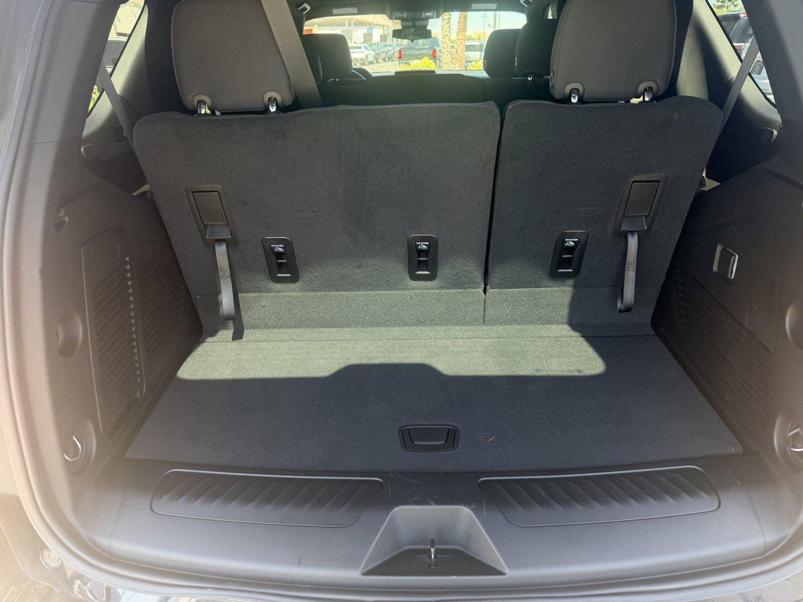 2024 GMC Yukon SLE