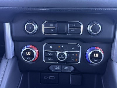 2024 GMC Yukon SLE