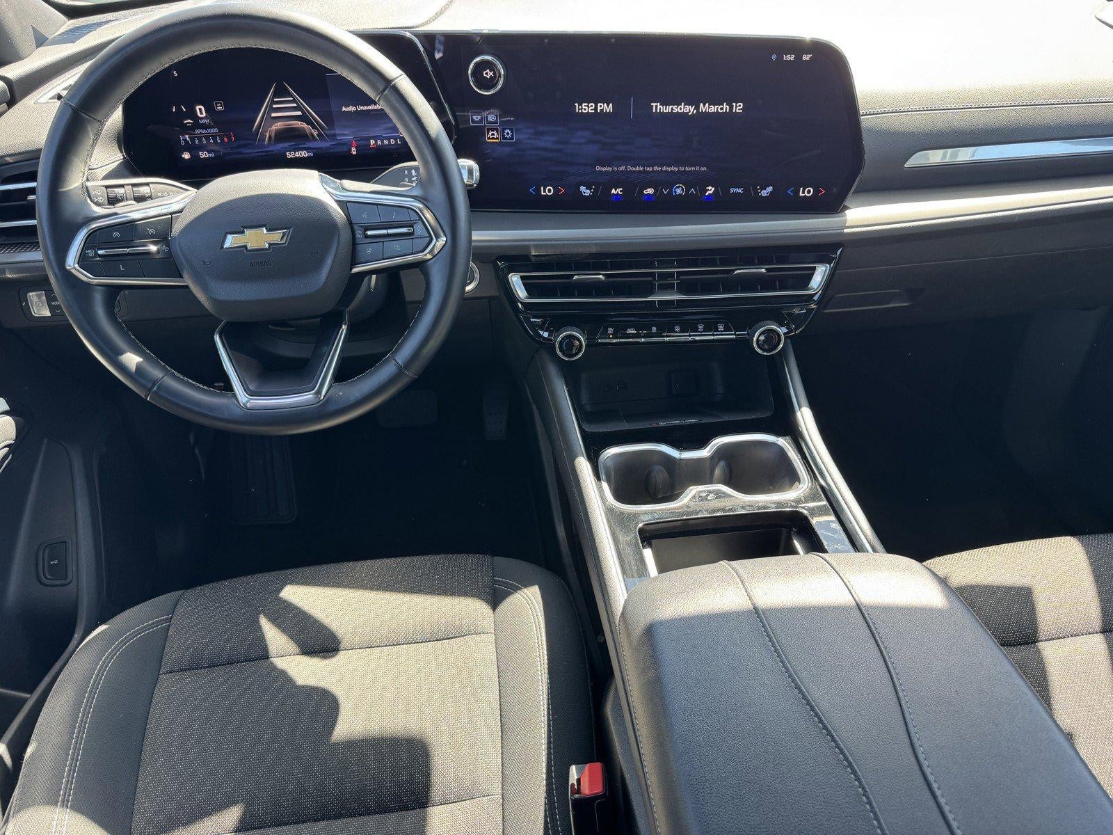 2024 Chevrolet Traverse LT