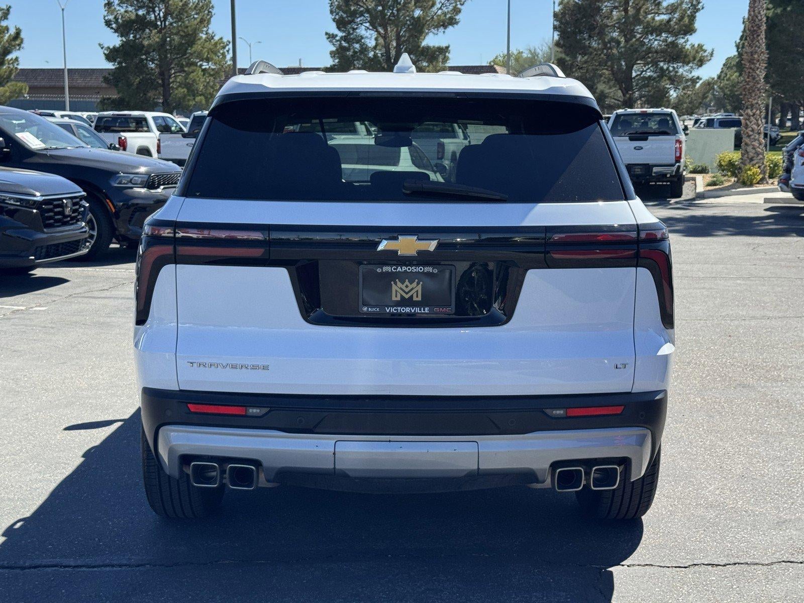 2024 Chevrolet Traverse LT