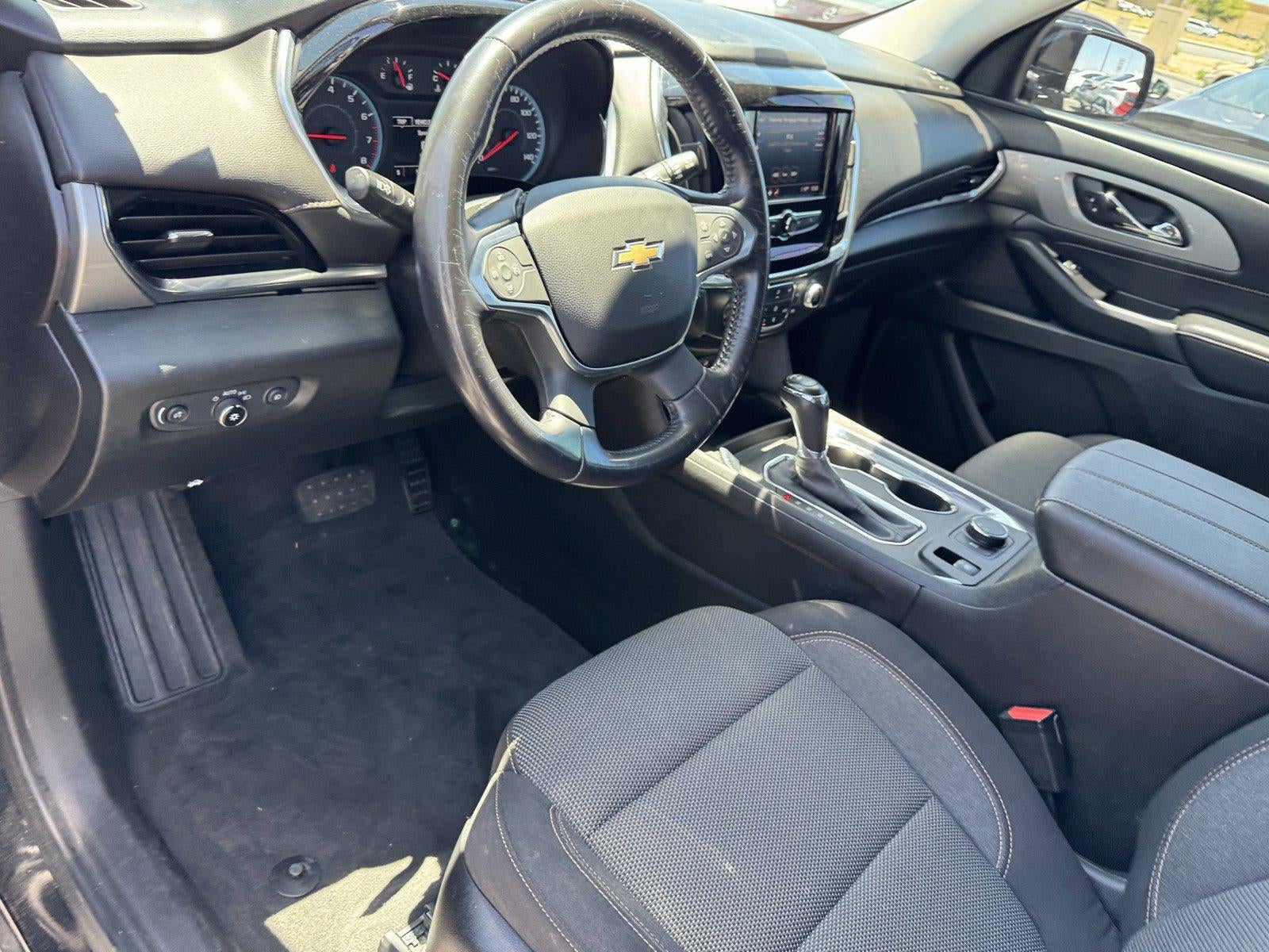 2020 Chevrolet Traverse LT Cloth