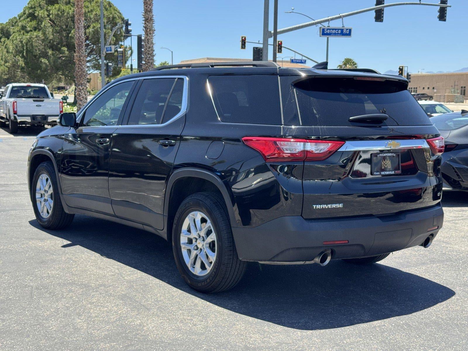 2020 Chevrolet Traverse LT Cloth