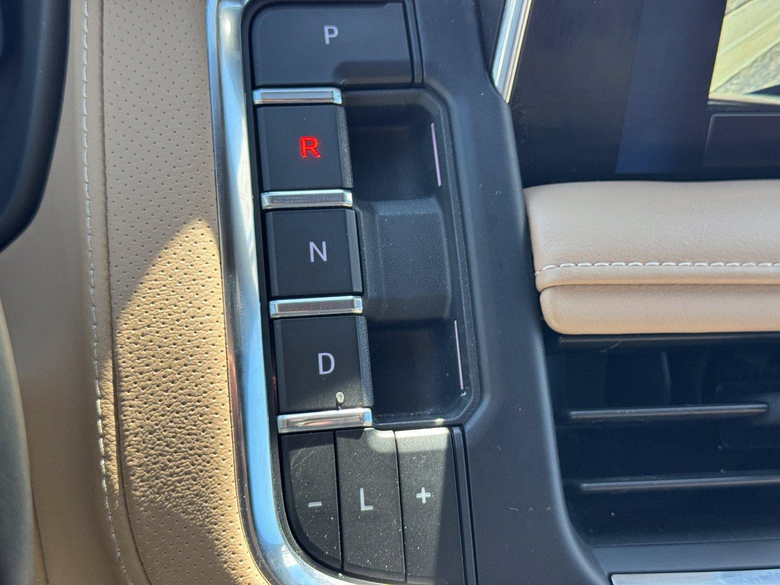 2024 Chevrolet Suburban Premier