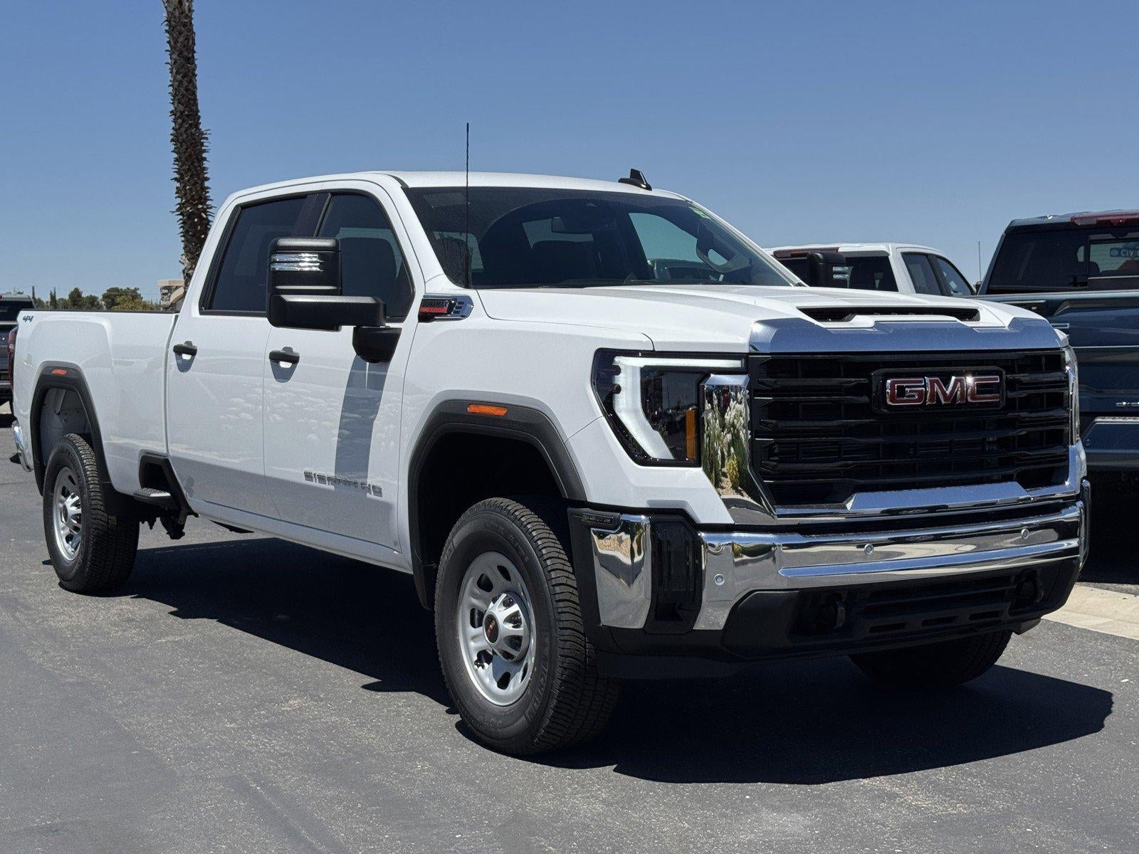 2025 GMC Sierra 2500 HD Pro