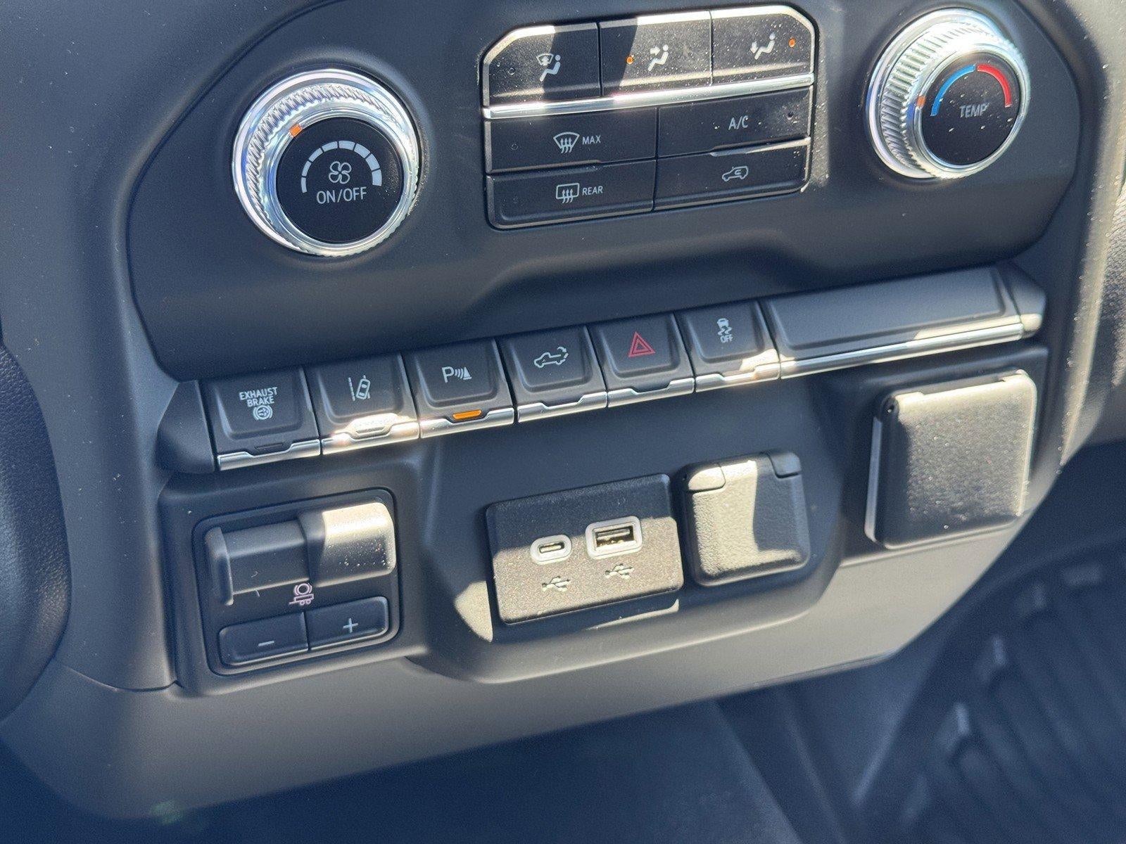 2025 GMC Sierra 2500 HD Pro