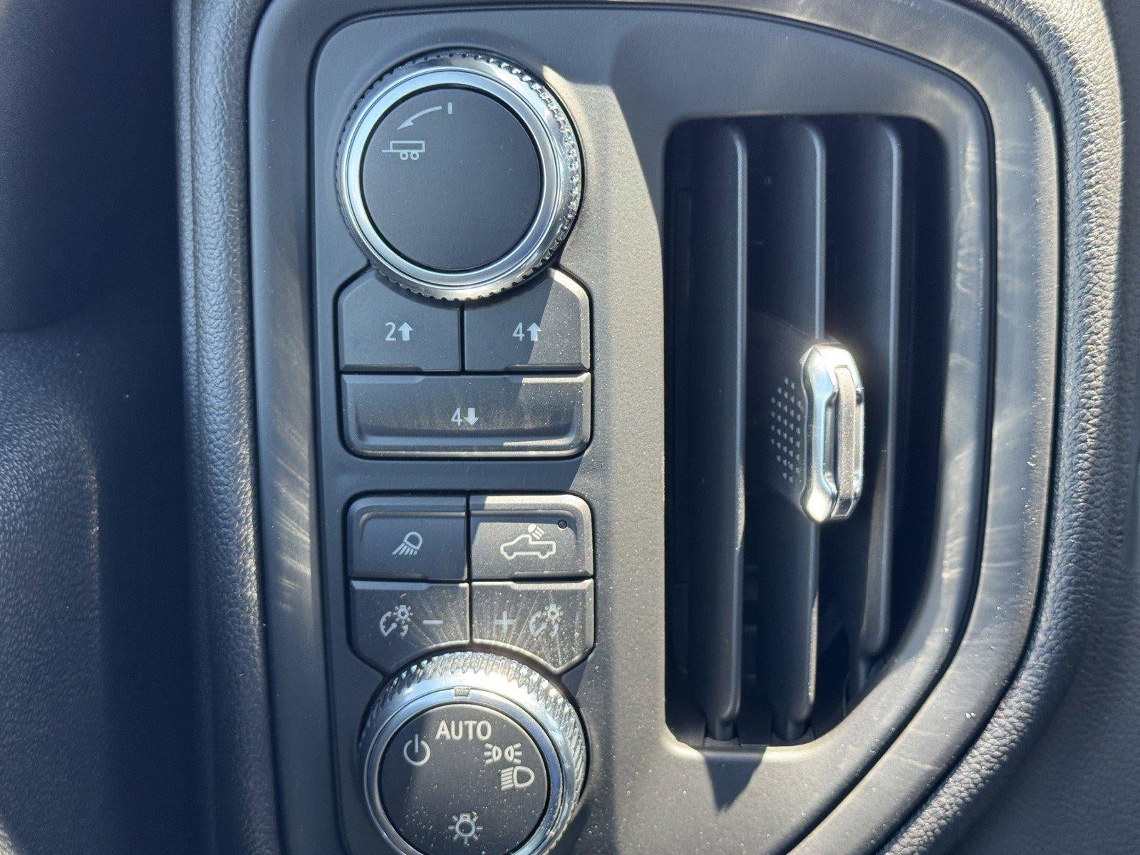 2025 GMC Sierra 2500 HD Pro