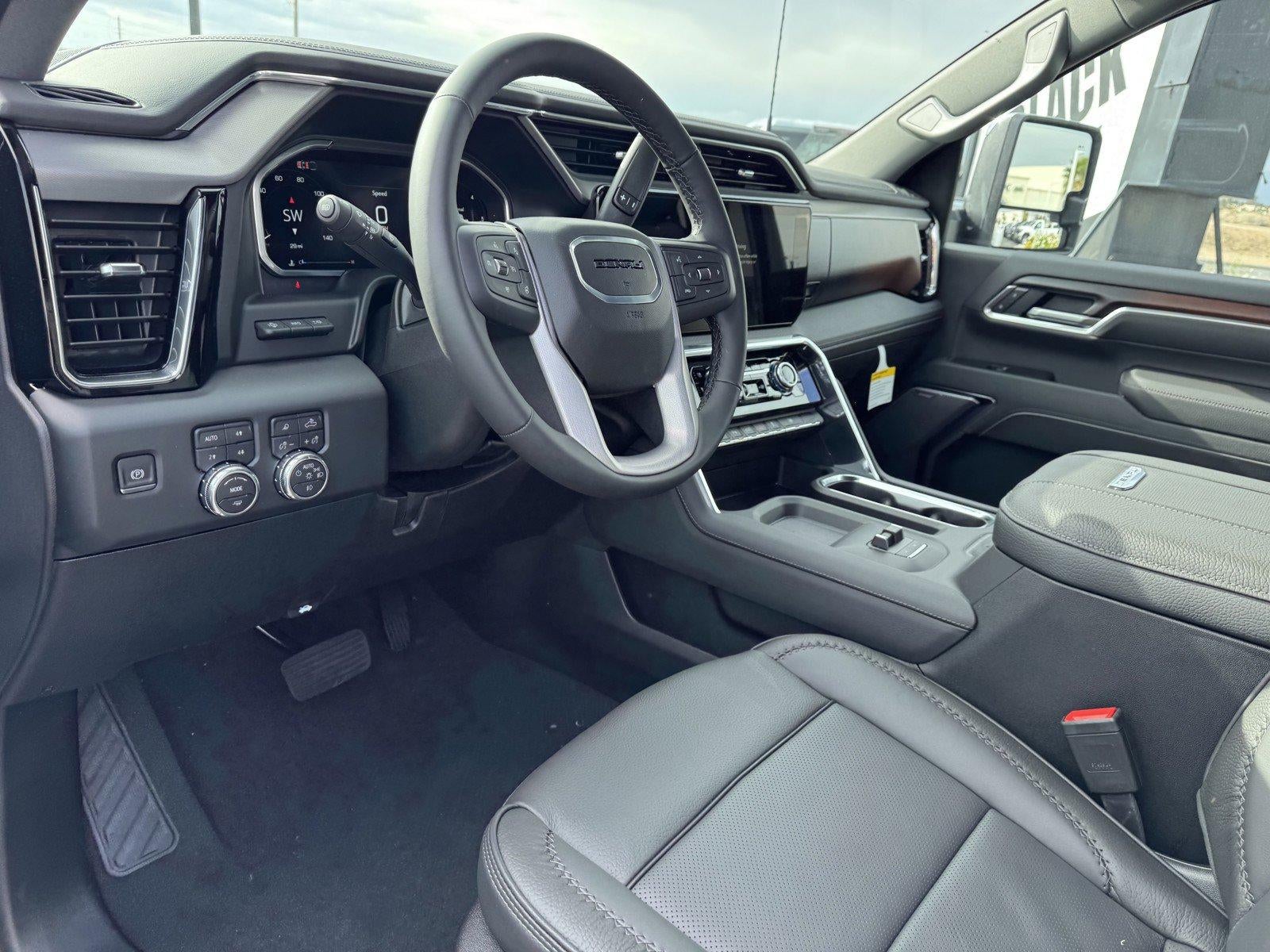 2026 GMC Sierra 3500 HD Denali DRW