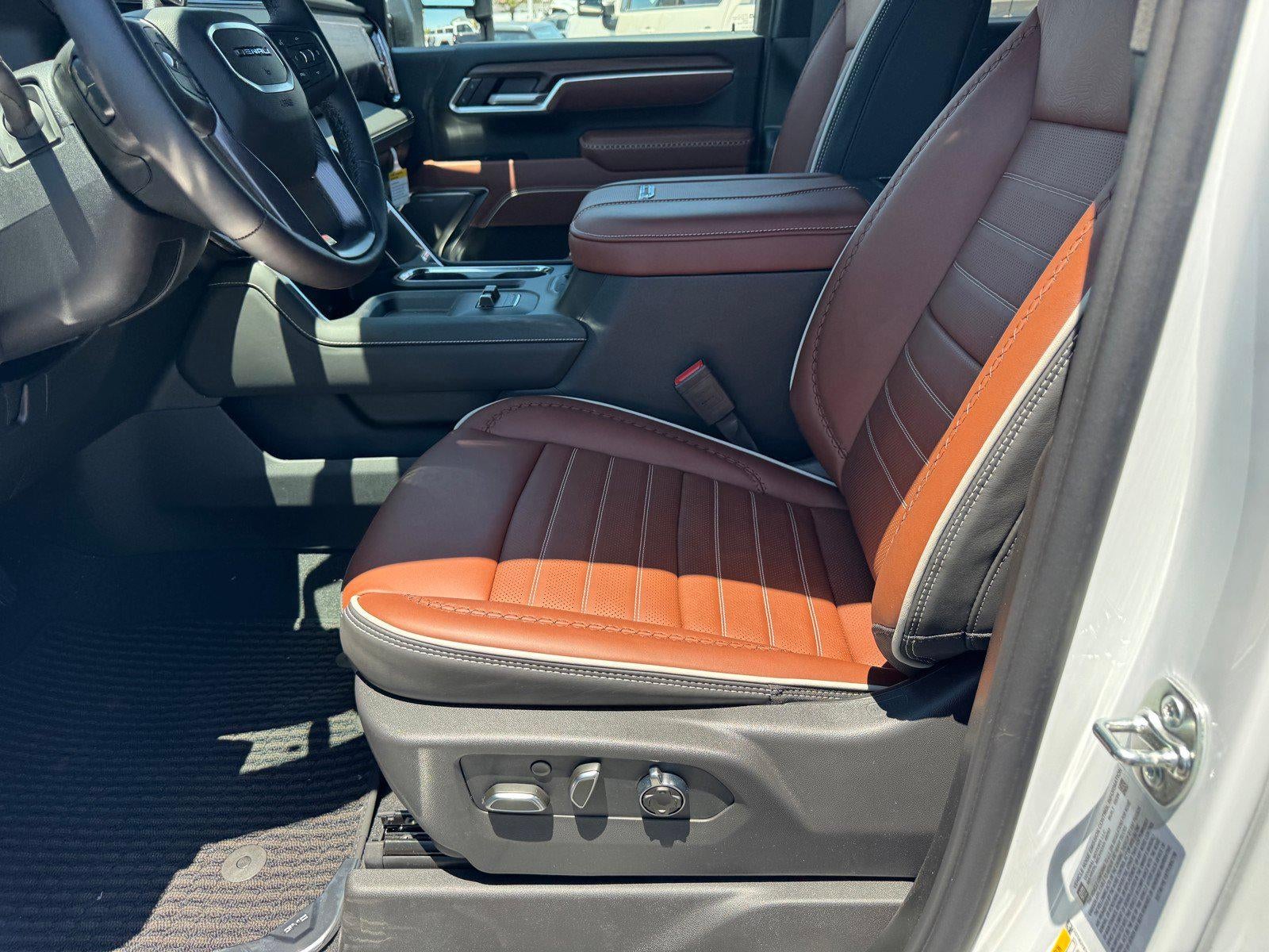 2026 GMC Sierra 3500 HD Denali Ultimate DRW