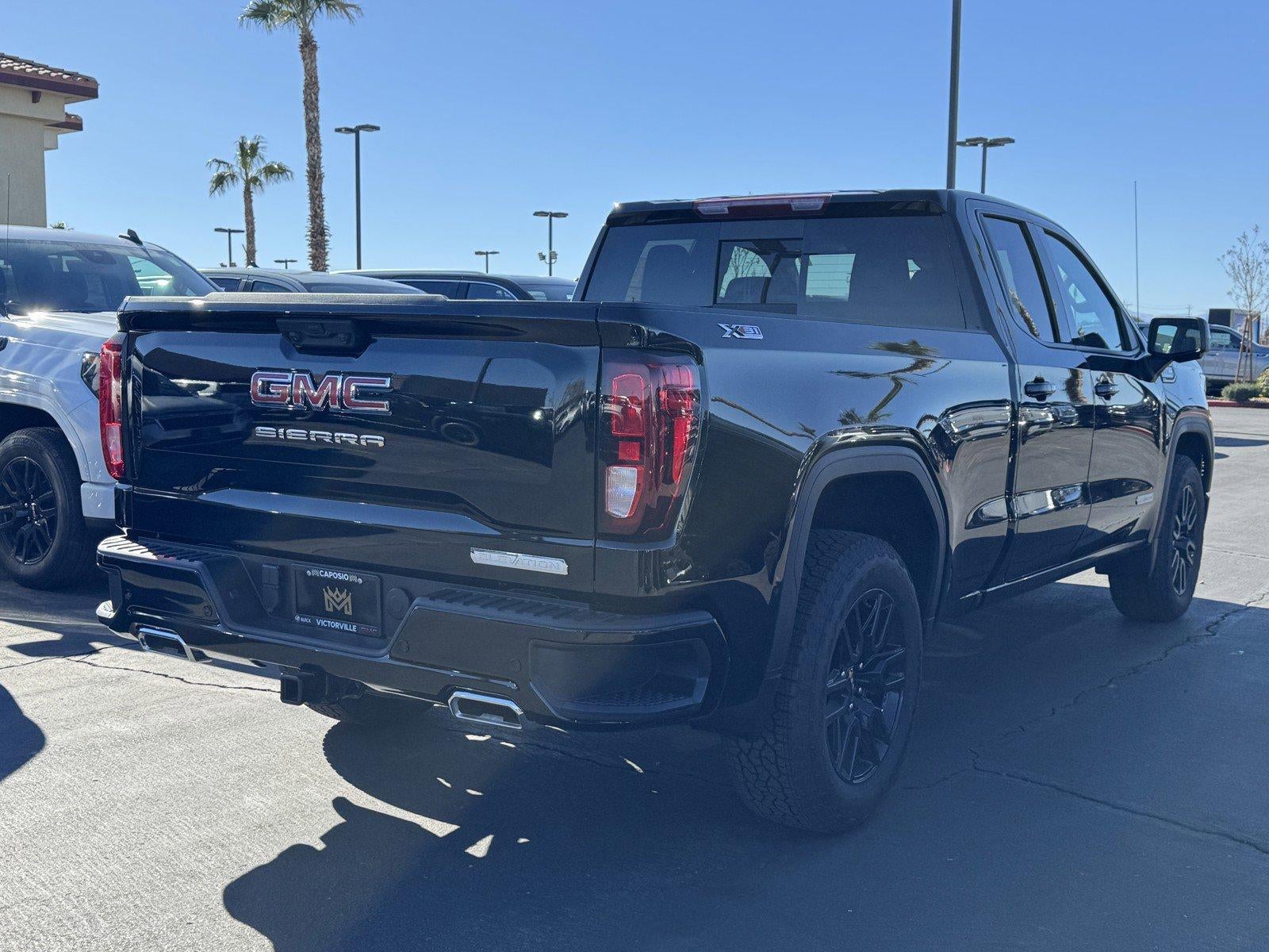 2025 GMC Sierra 1500 Elevation