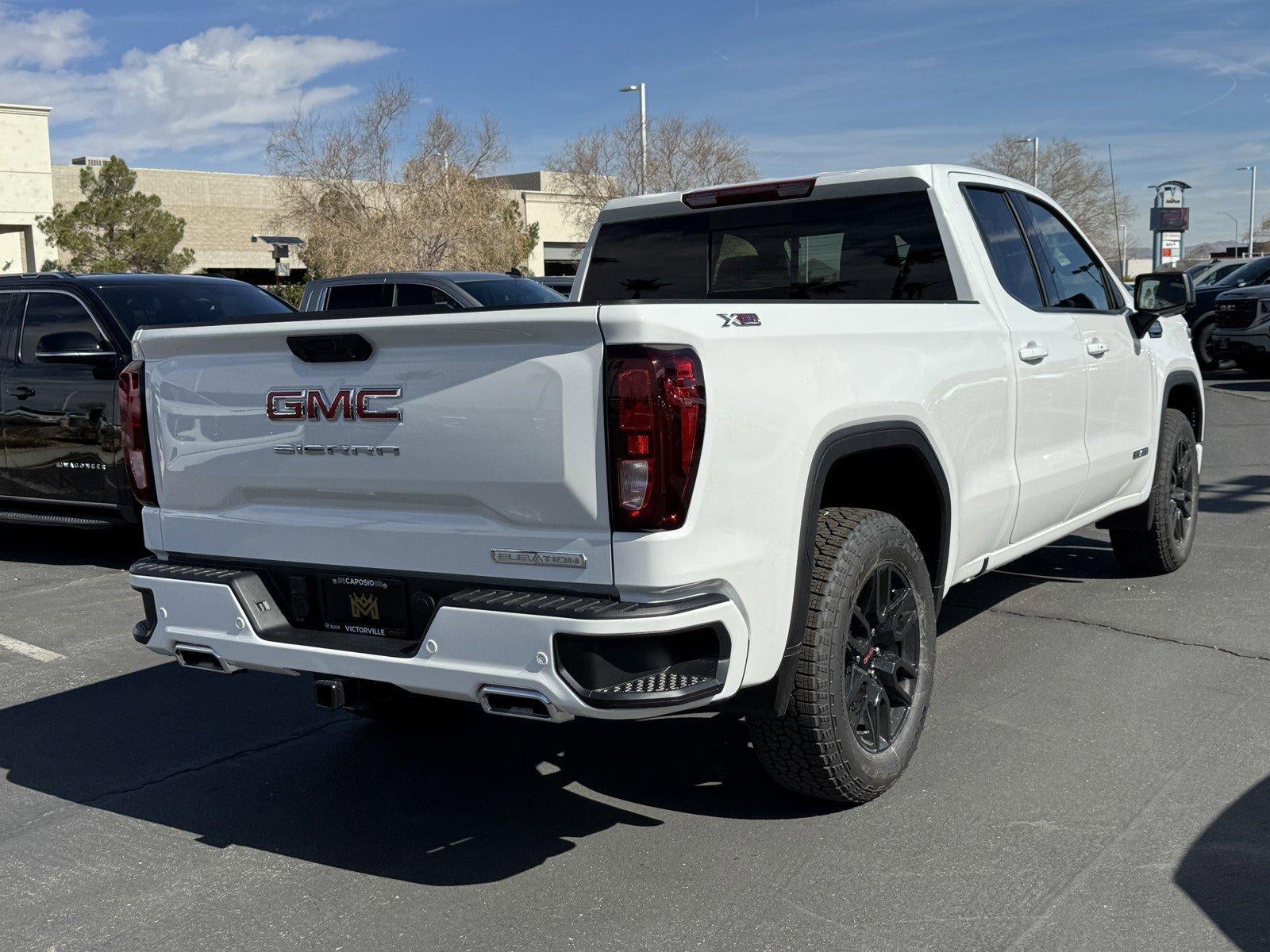 2025 GMC Sierra 1500 Elevation