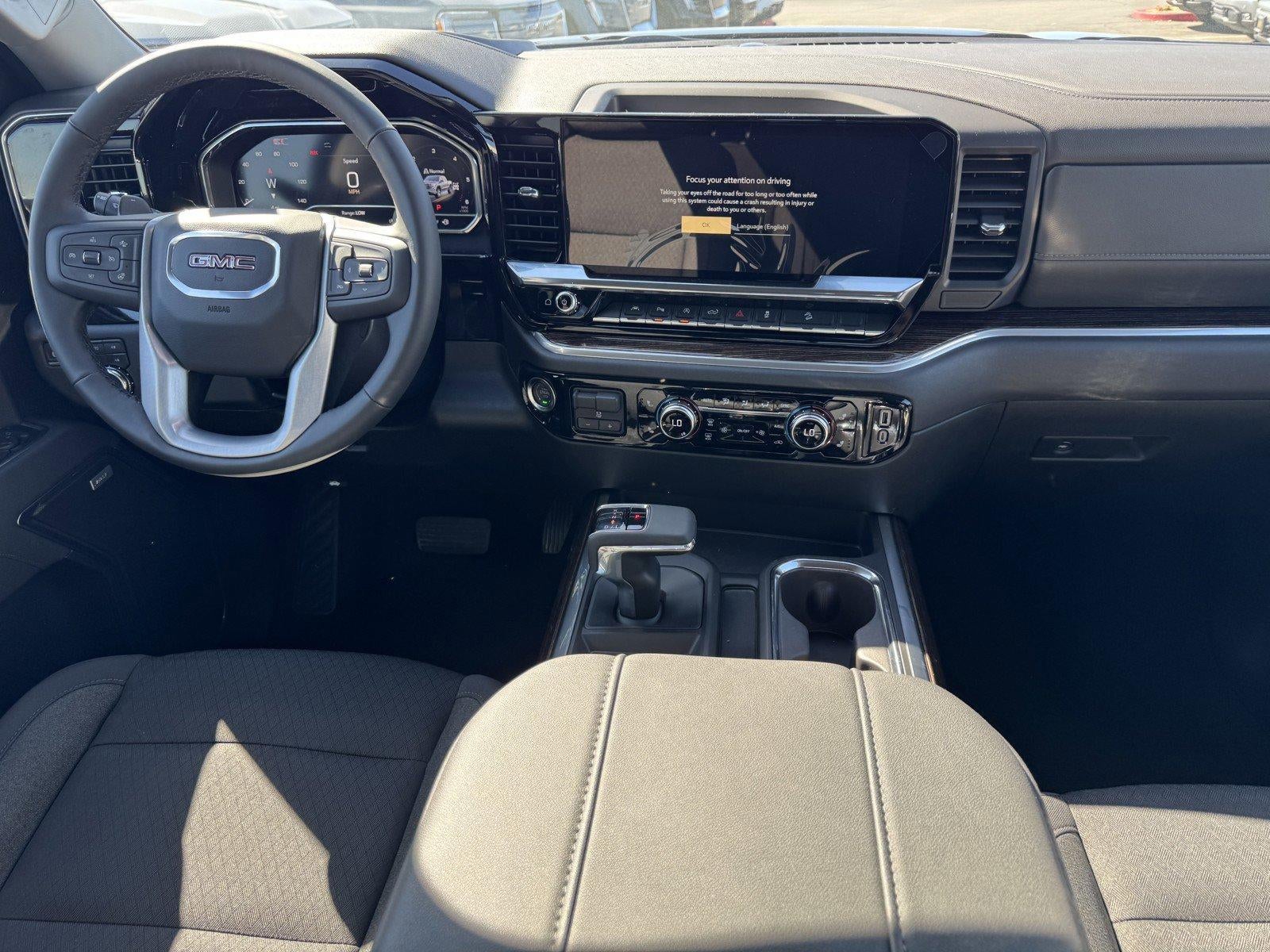 2025 GMC Sierra 1500 Elevation