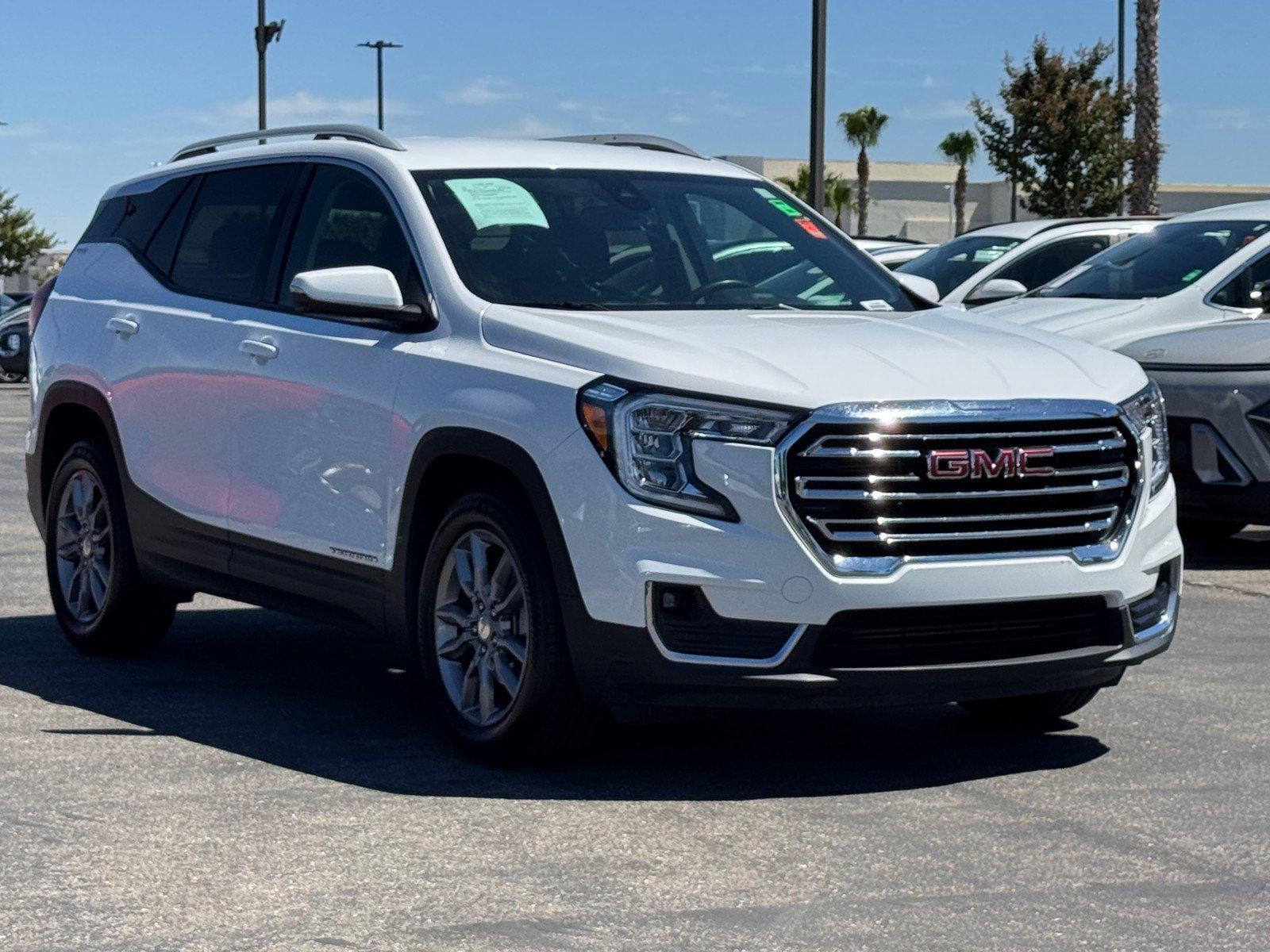 2024 GMC Terrain SLT