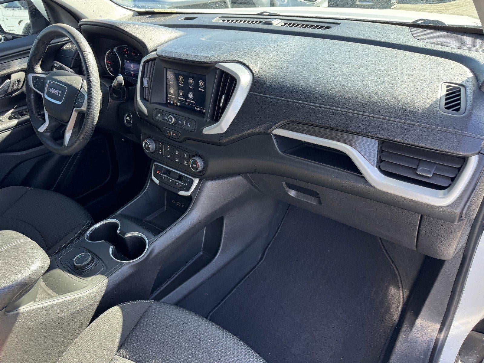 2022 GMC Terrain SLE