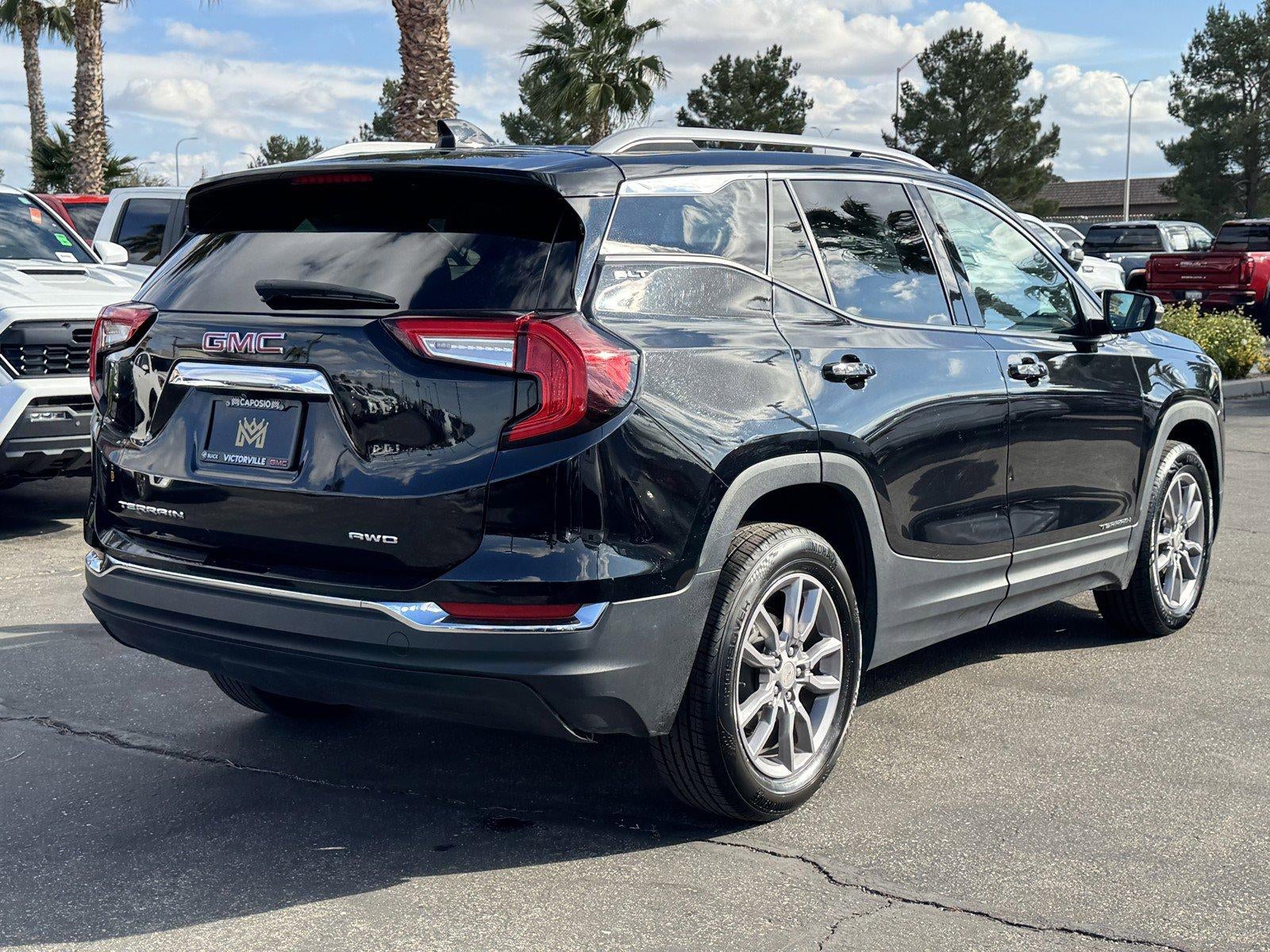 2024 GMC Terrain SLT