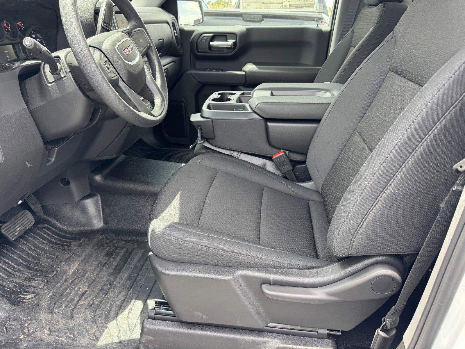 2025 GMC Sierra 1500 Pro