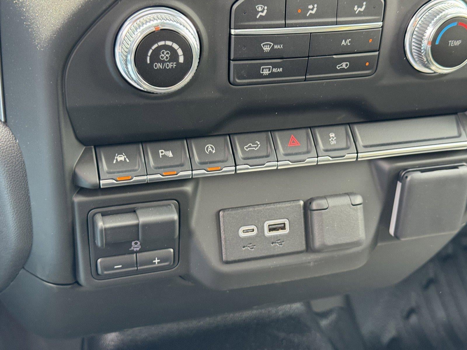 2025 GMC Sierra 1500 Pro