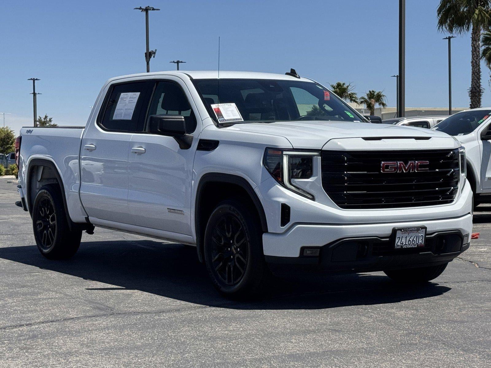 2023 GMC Sierra 4WD Crew Cab Short Box Elevation's photo