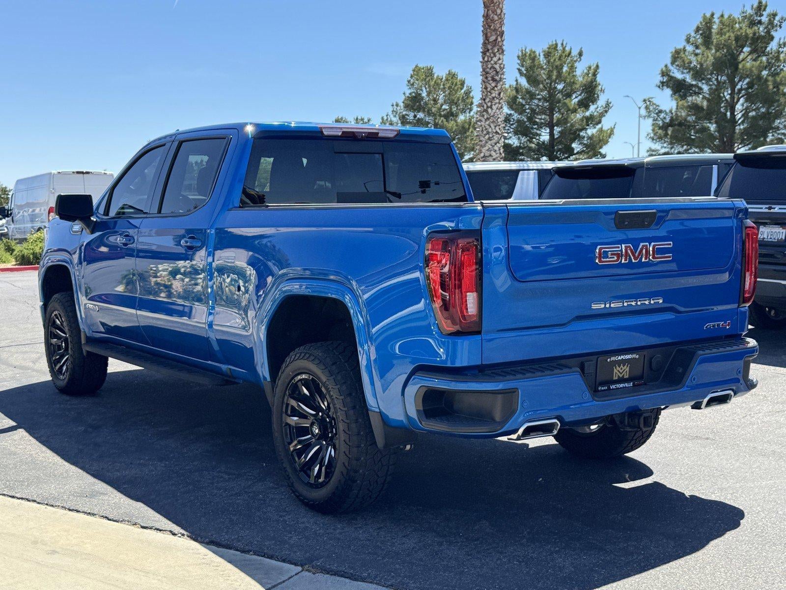 2023 GMC Sierra 1500 AT4