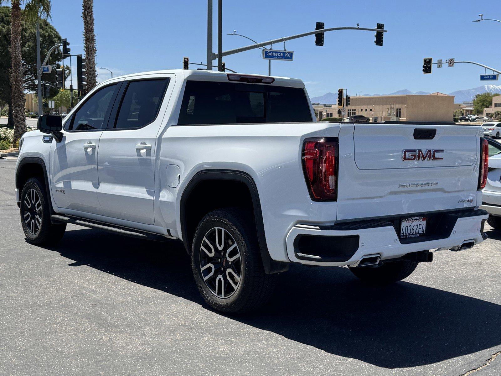 2025 GMC Sierra 1500 AT4