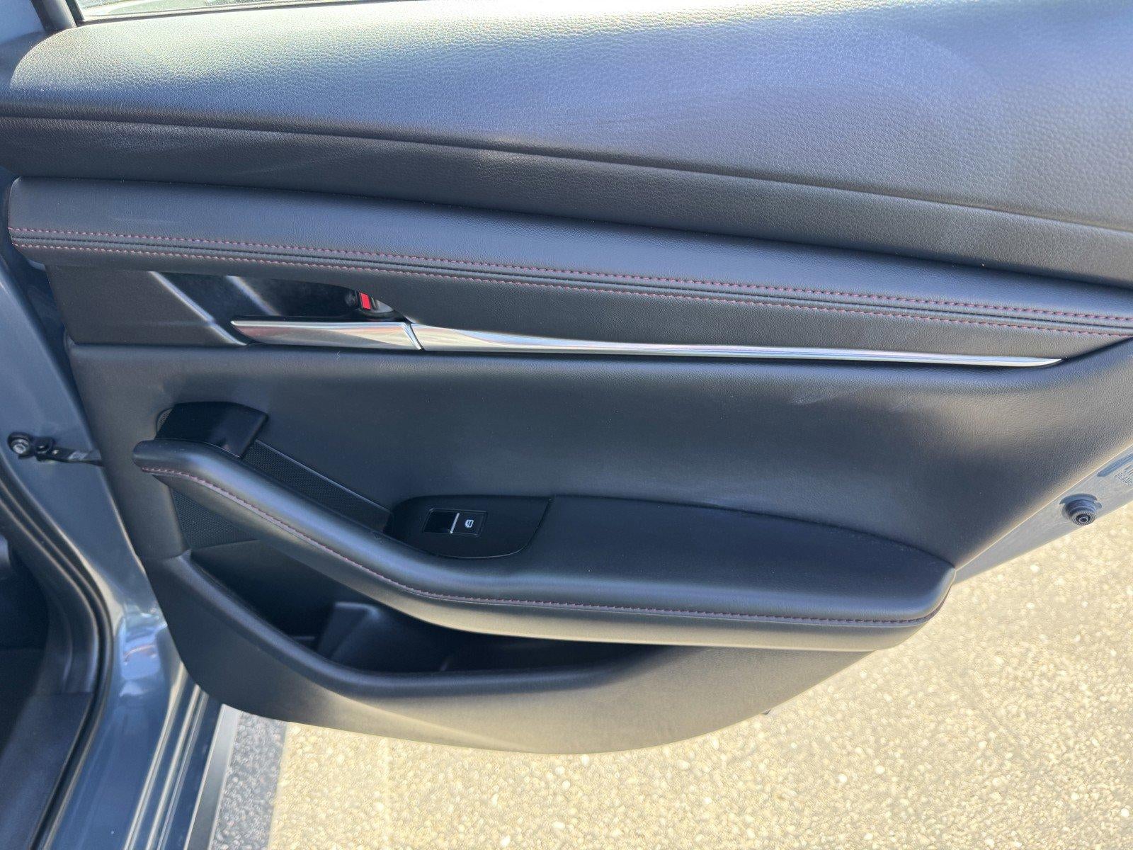 2023 Mazda Mazda3 Sedan 2.5 S Carbon Edition