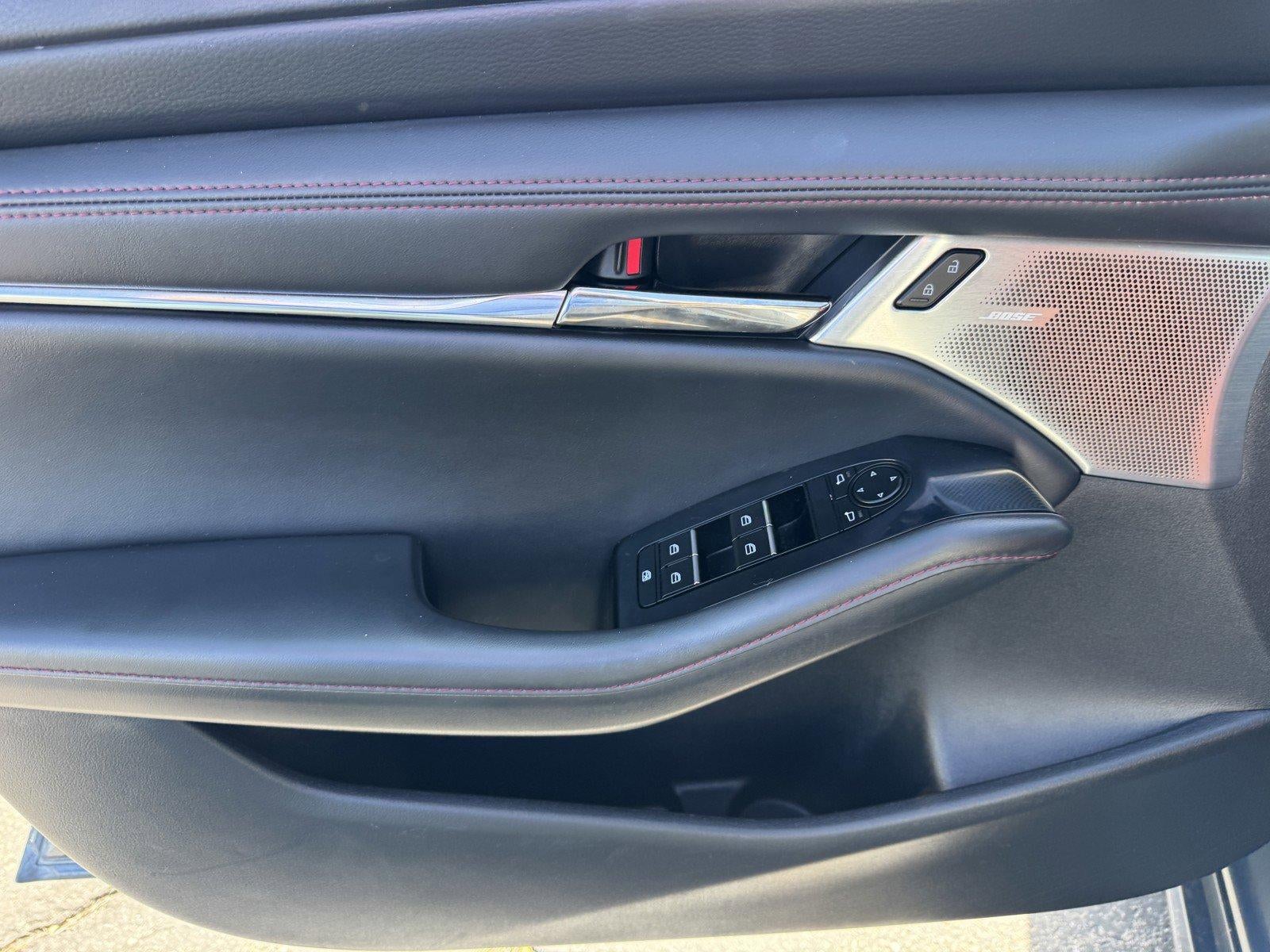 2023 Mazda Mazda3 Sedan 2.5 S Carbon Edition