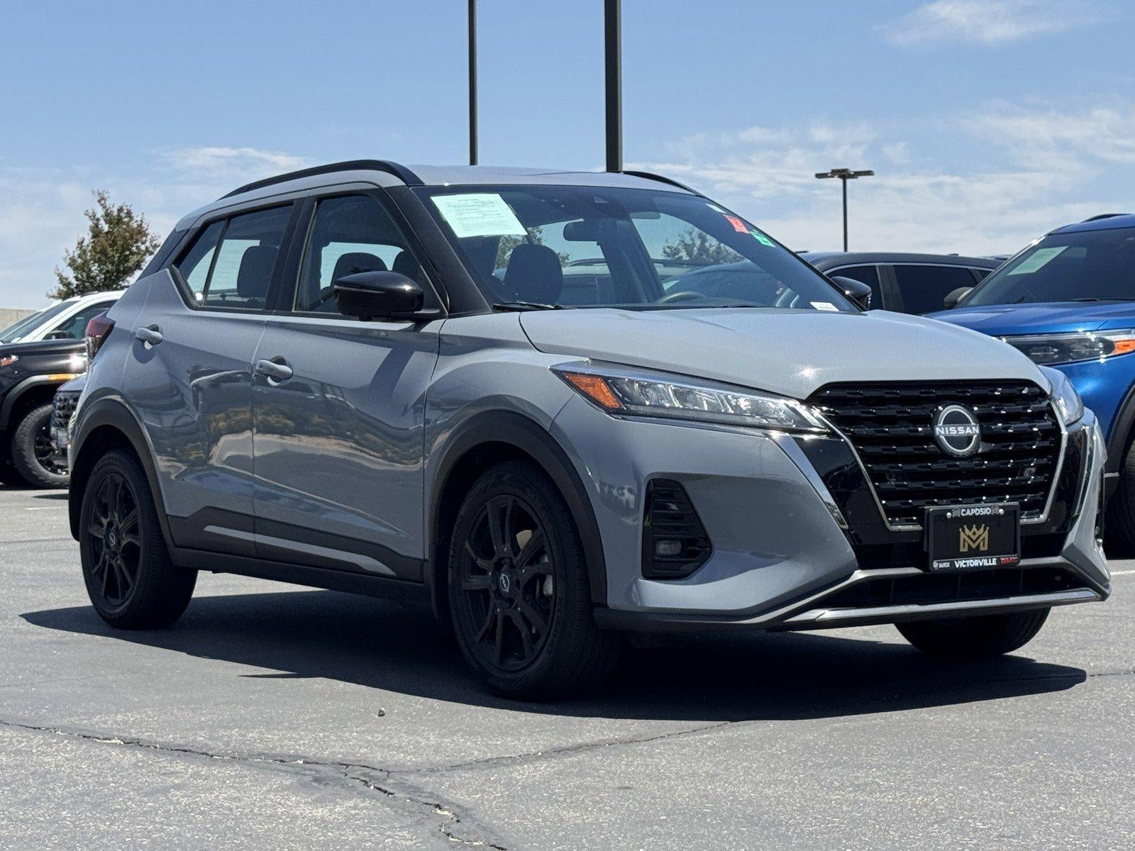 2023 Nissan Kicks SR
