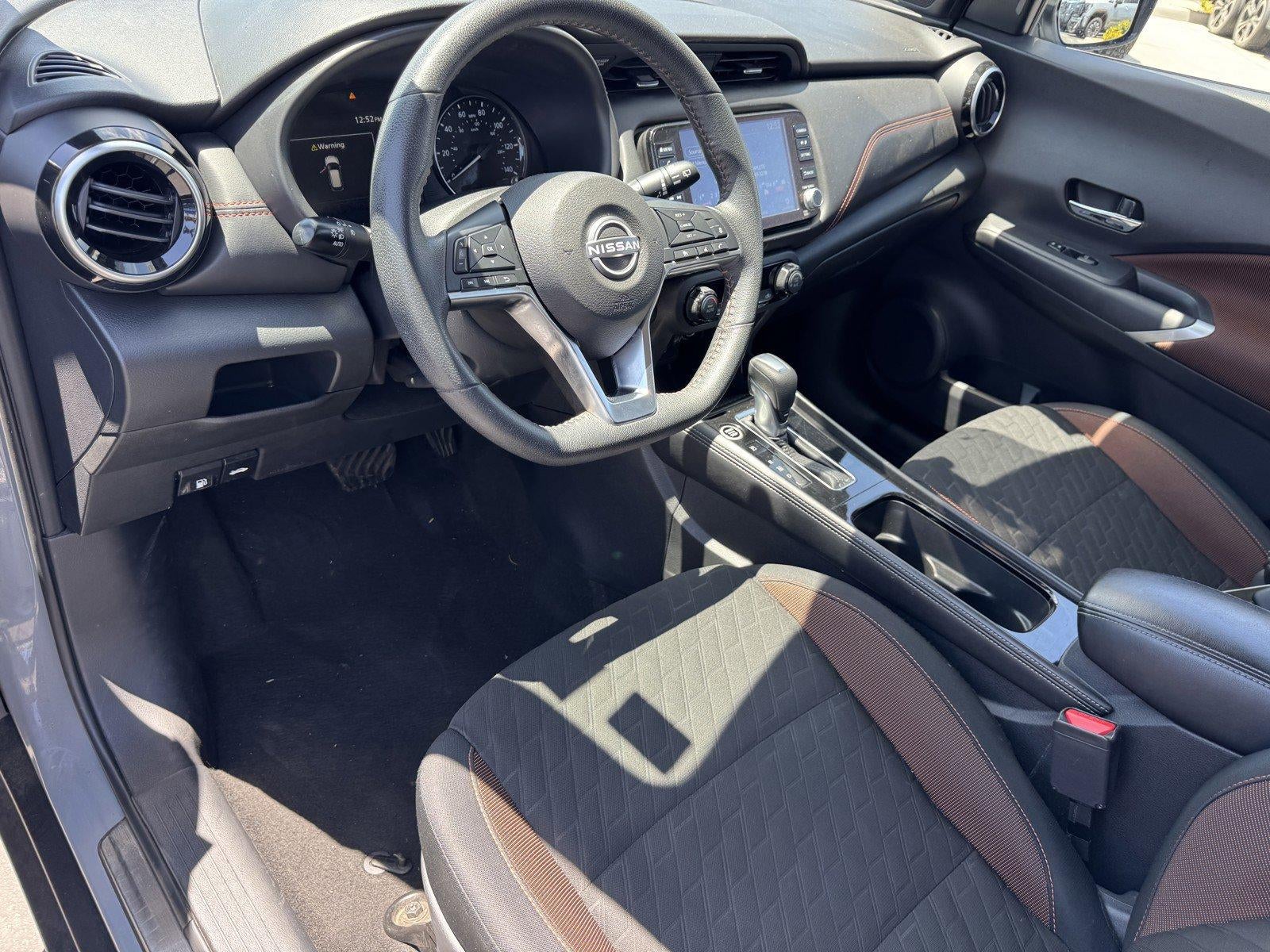 2023 Nissan Kicks SR