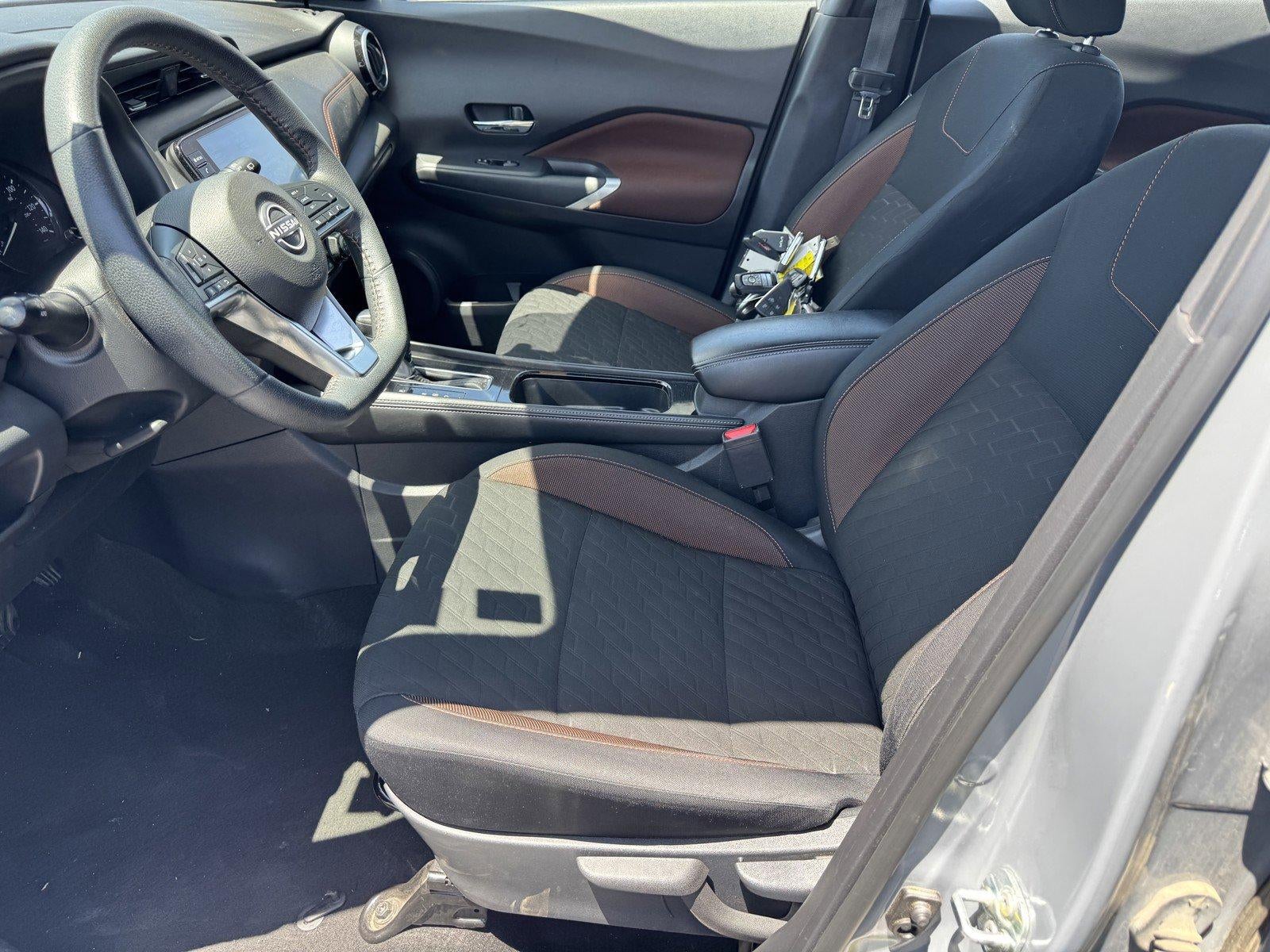 2023 Nissan Kicks SR