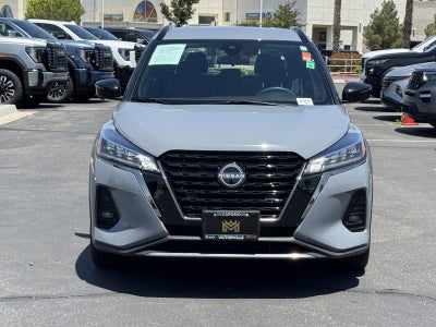 2023 Nissan Kicks SR