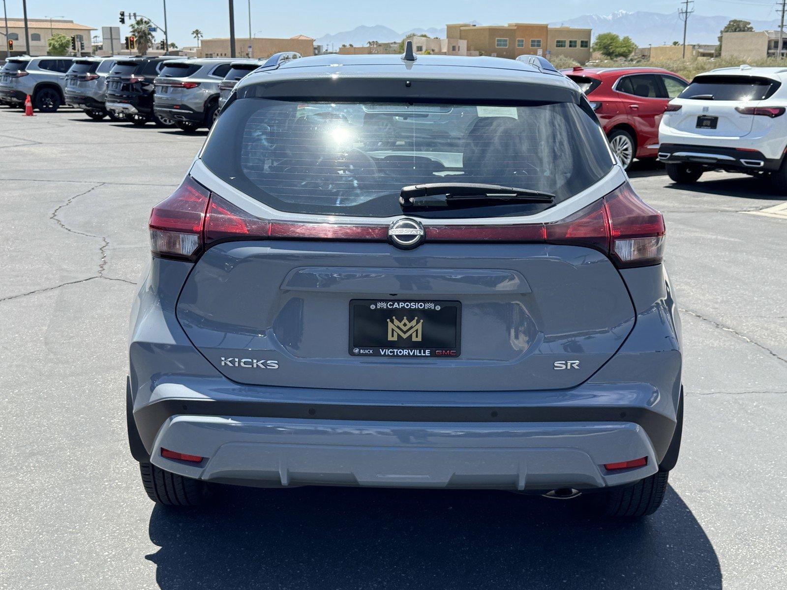 2023 Nissan Kicks SR