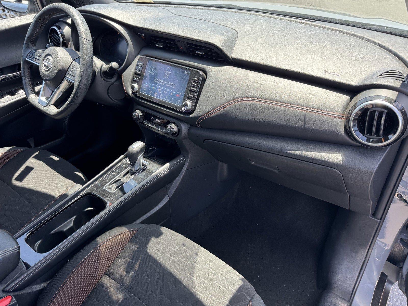 2023 Nissan Kicks SR