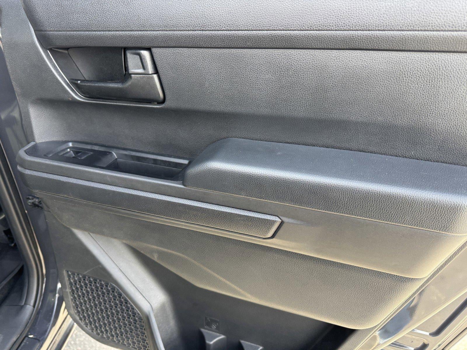 2025 Toyota Tacoma 4WD SR