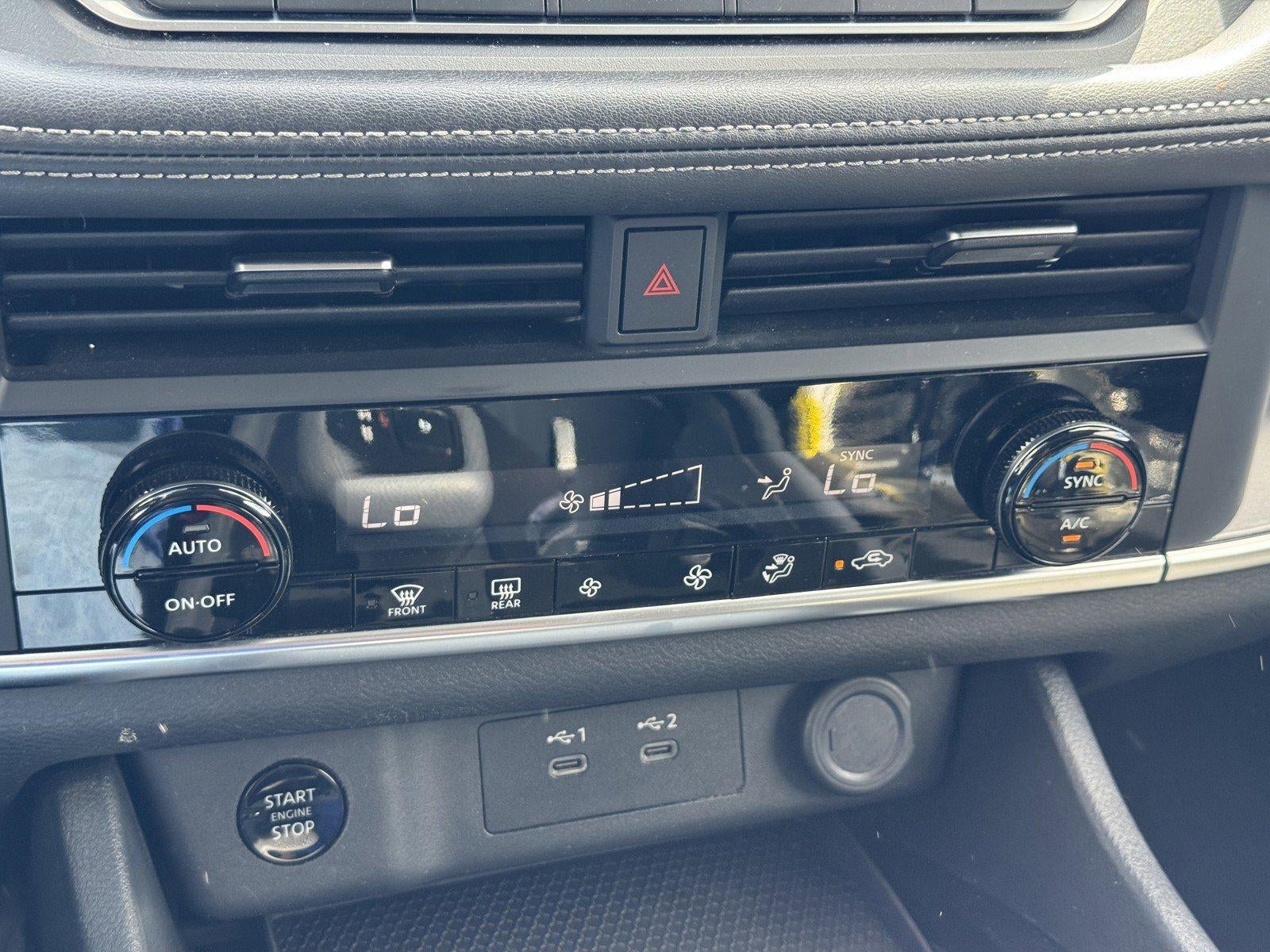 2024 Nissan Rogue SV