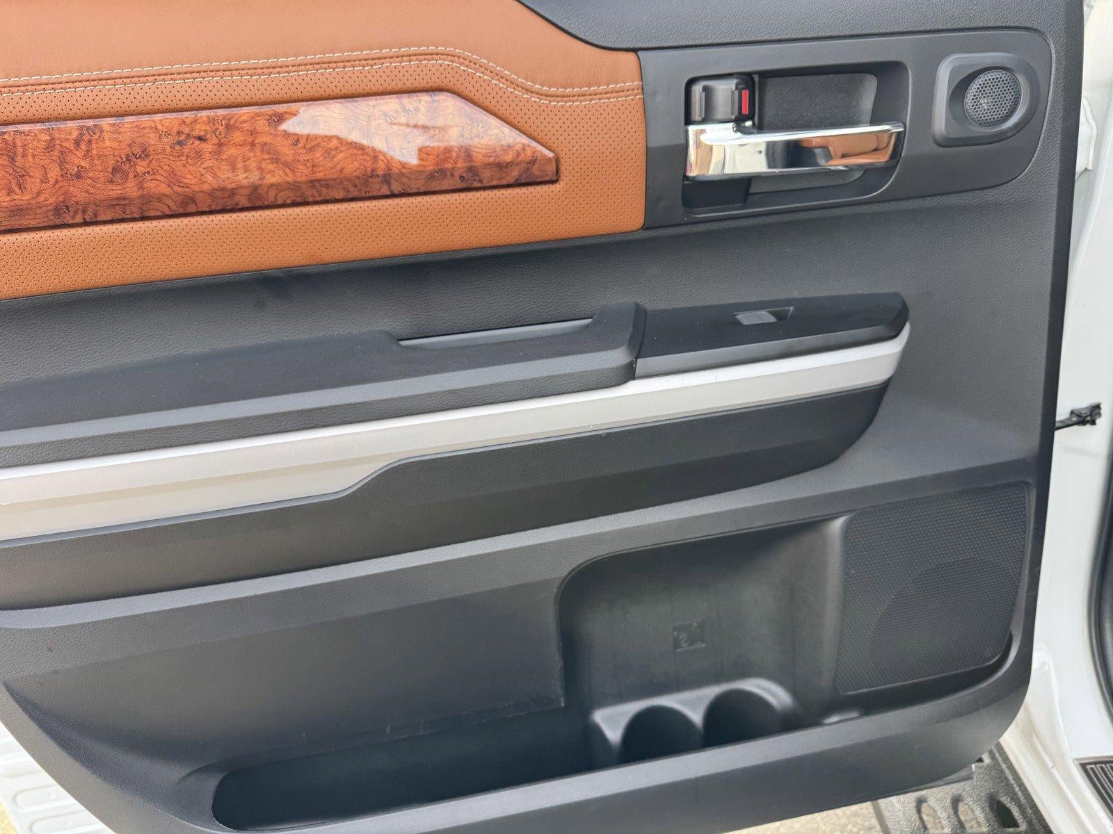 2018 Toyota Tundra 4WD SR5