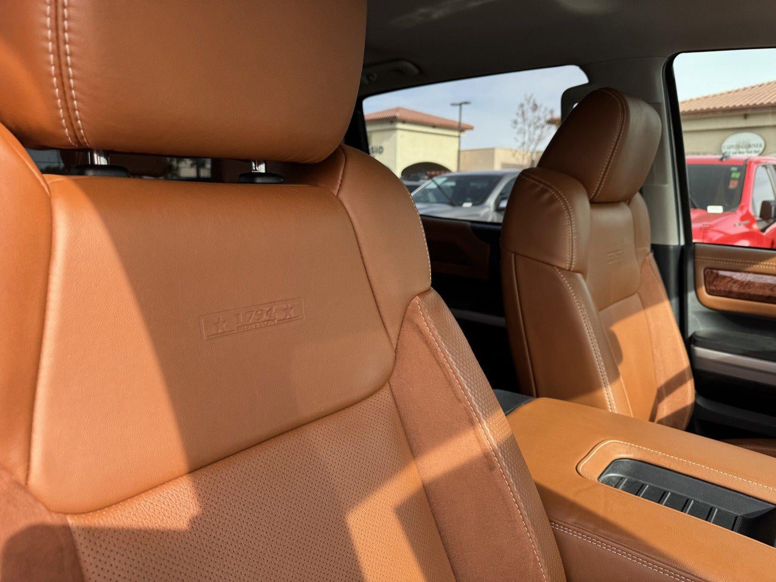 2018 Toyota Tundra 4WD SR5