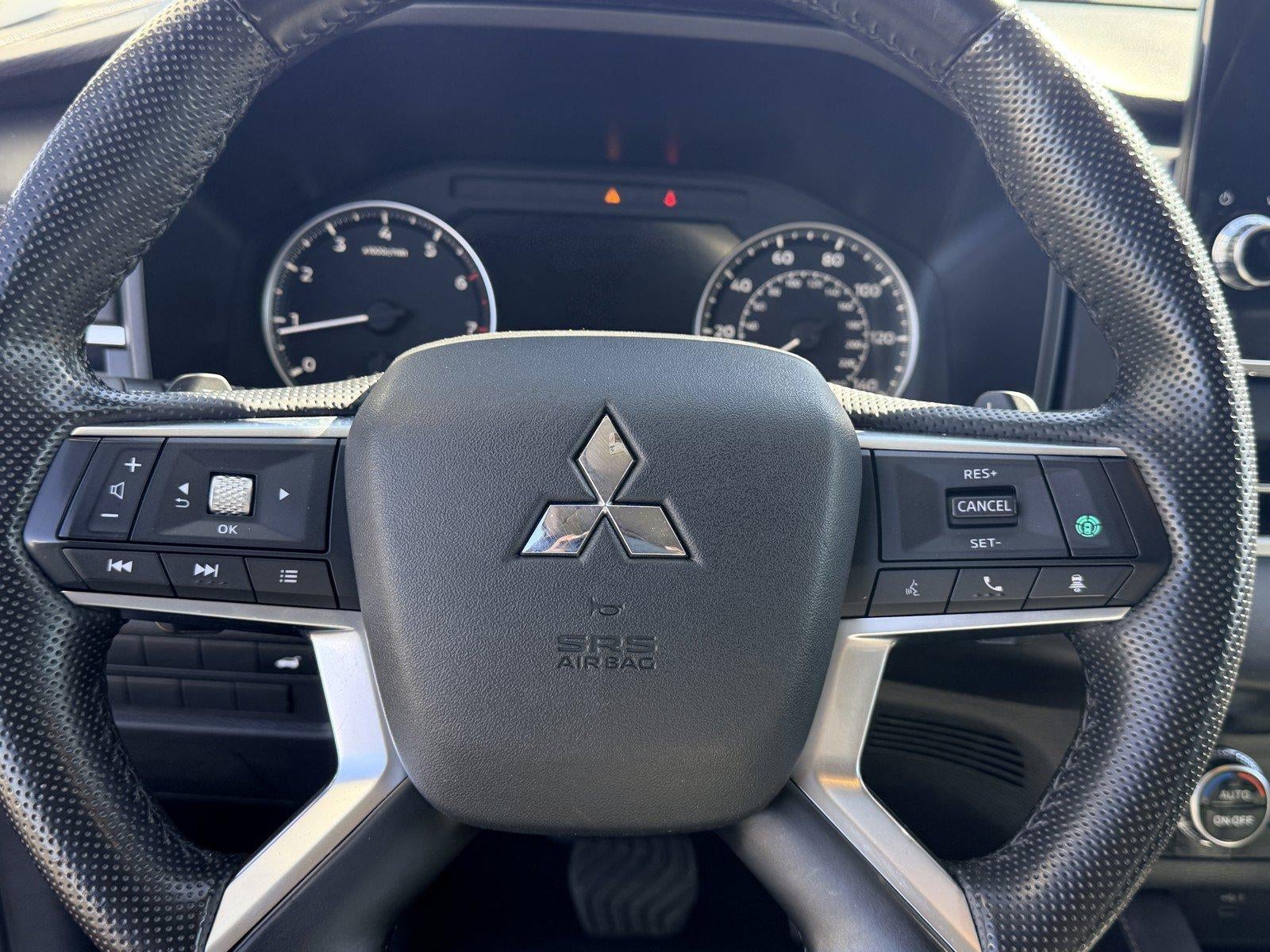 2024 Mitsubishi Outlander SE