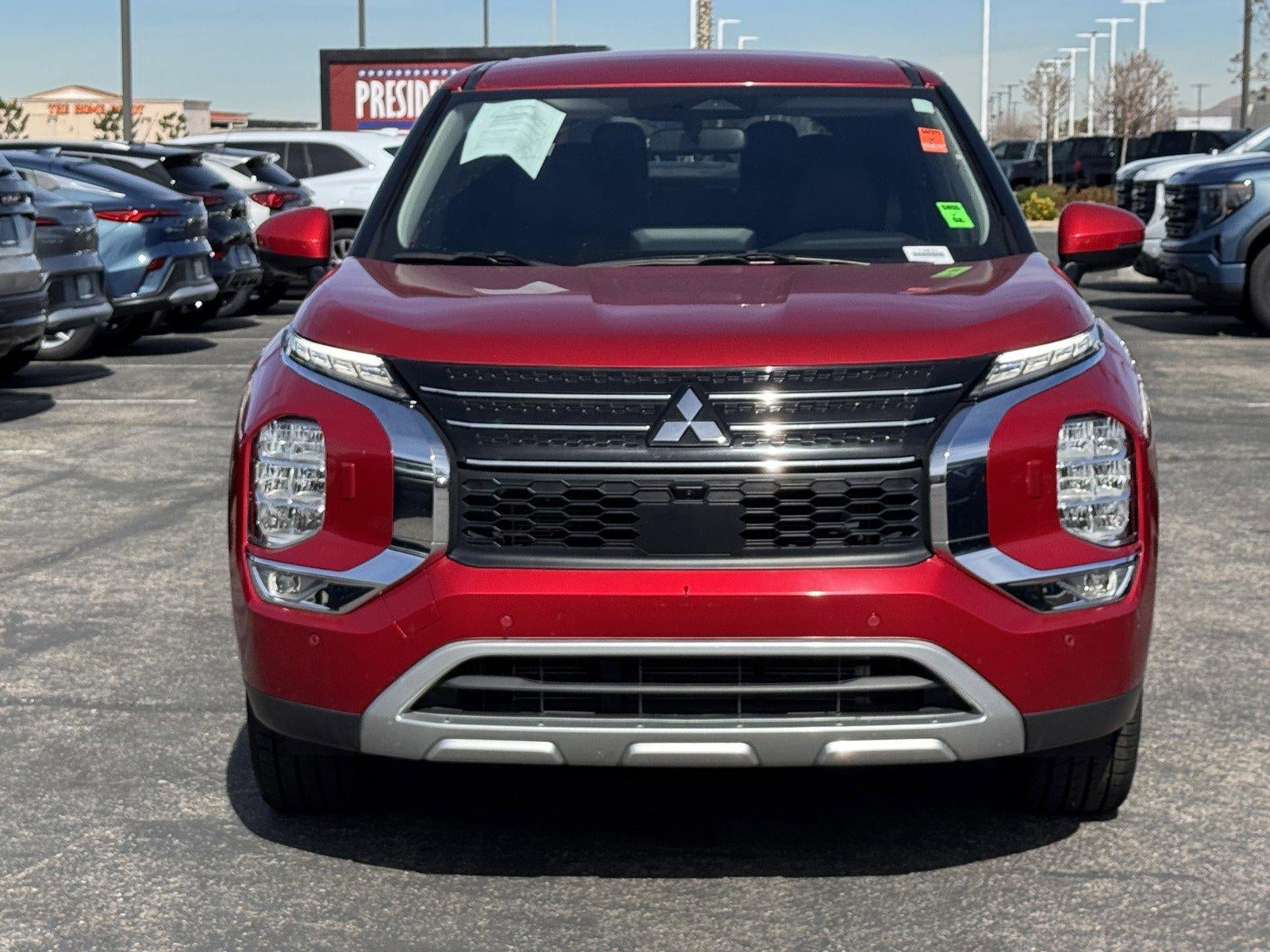 2024 Mitsubishi Outlander SE