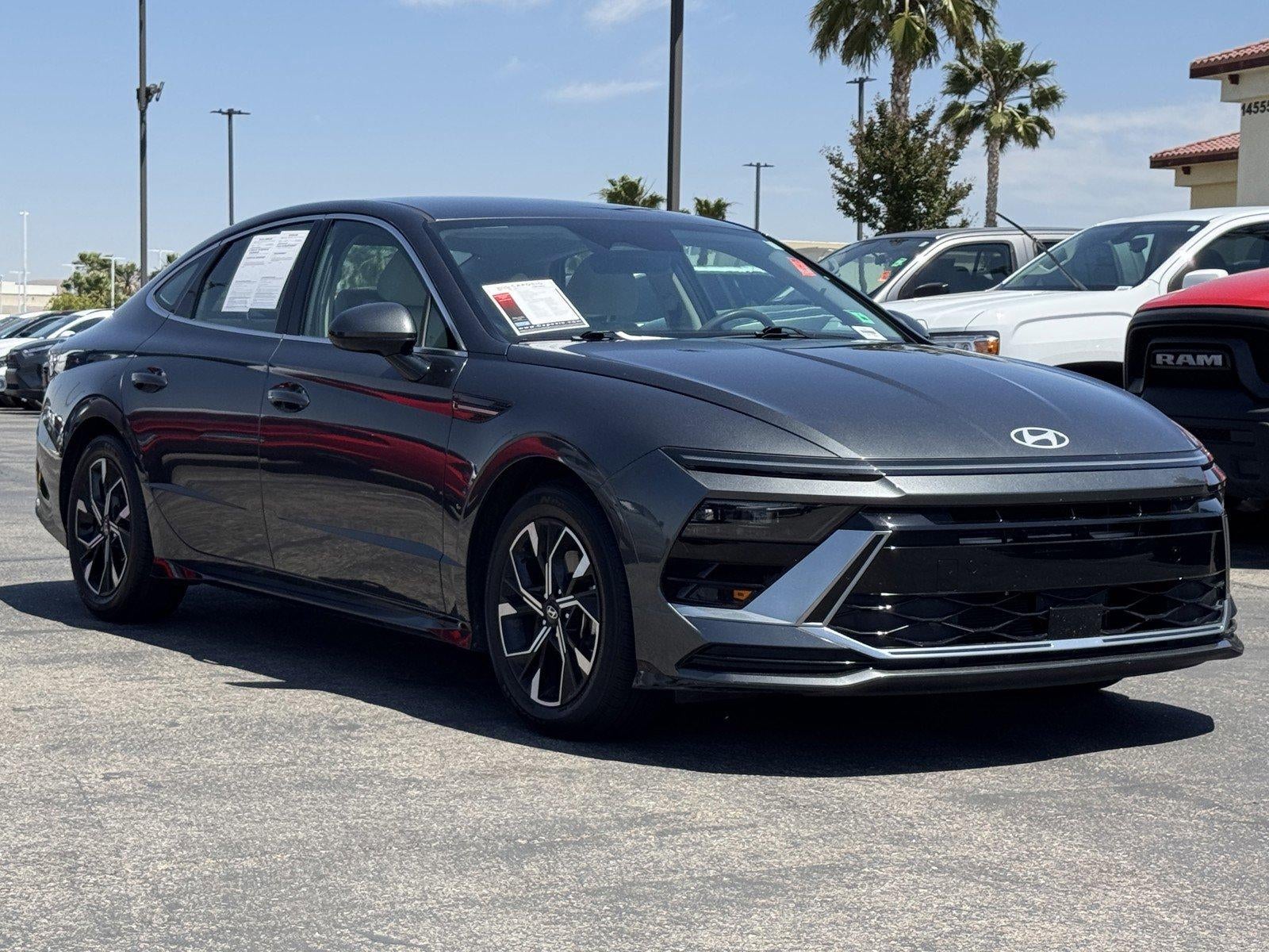 2025 Hyundai Sonata SEL's photo
