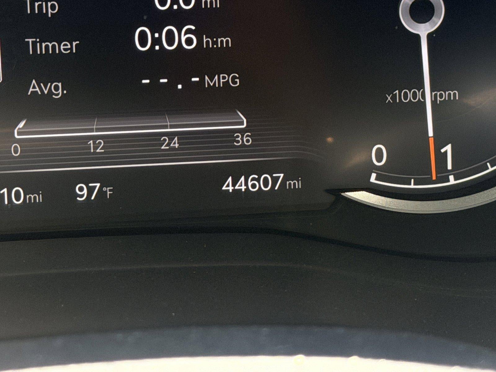 2024 Genesis G70 2.5T